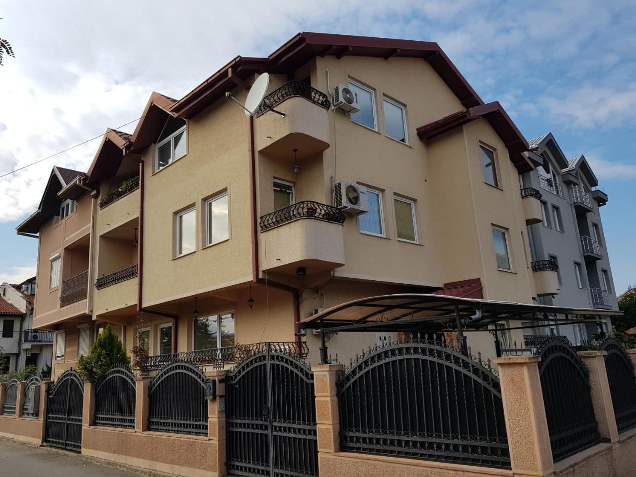 Apartment Ortakovski Скопье Экстерьер фото